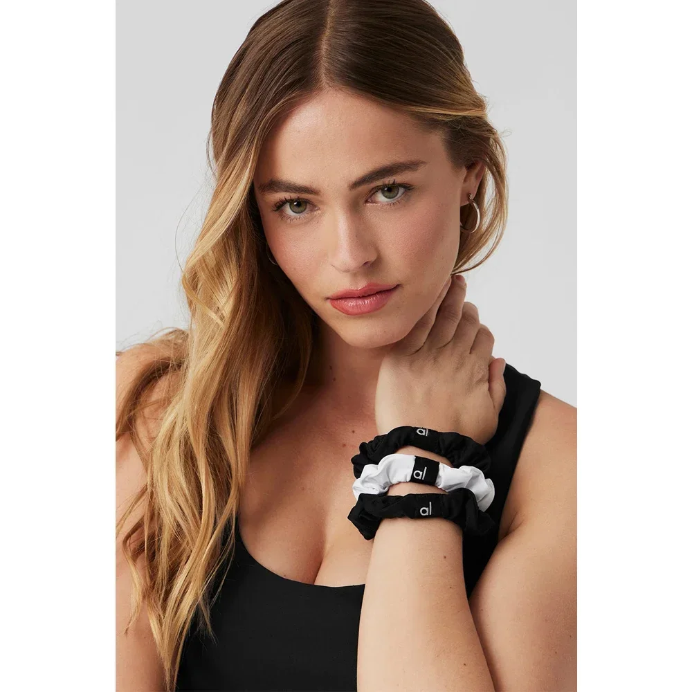 

FRESH MINI SCRUNCHIE Women's Casual Fashion Yoga Headband Comfortable Elastic Black and White Mini Headband