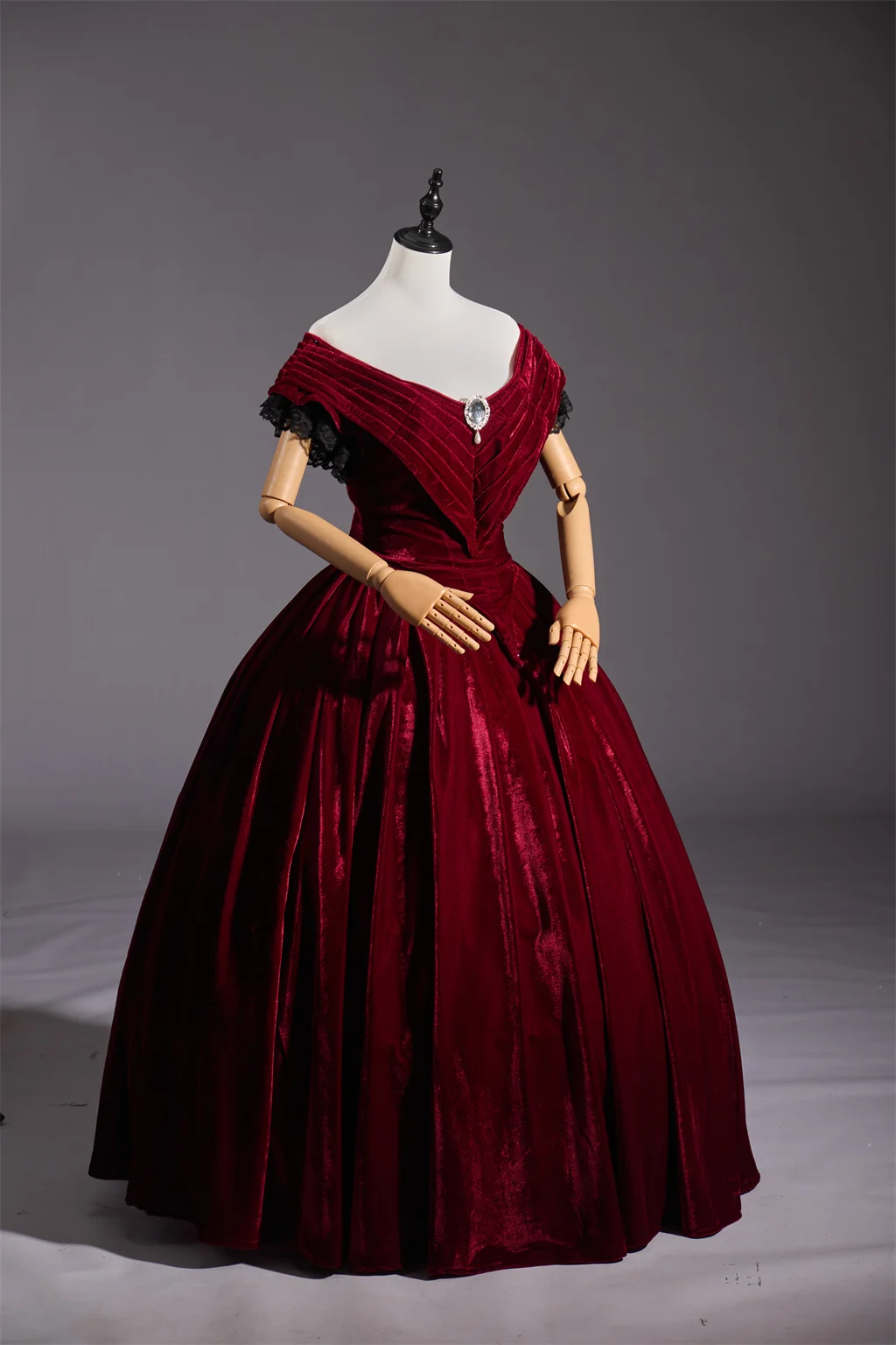 Victorian red Velvet Dresses Victorian Gothic Southern Belle Ball Gown Steampunk Victorian red Velvet Dresses Victorian Gothic Southern Belle Ball Gown Steampunk