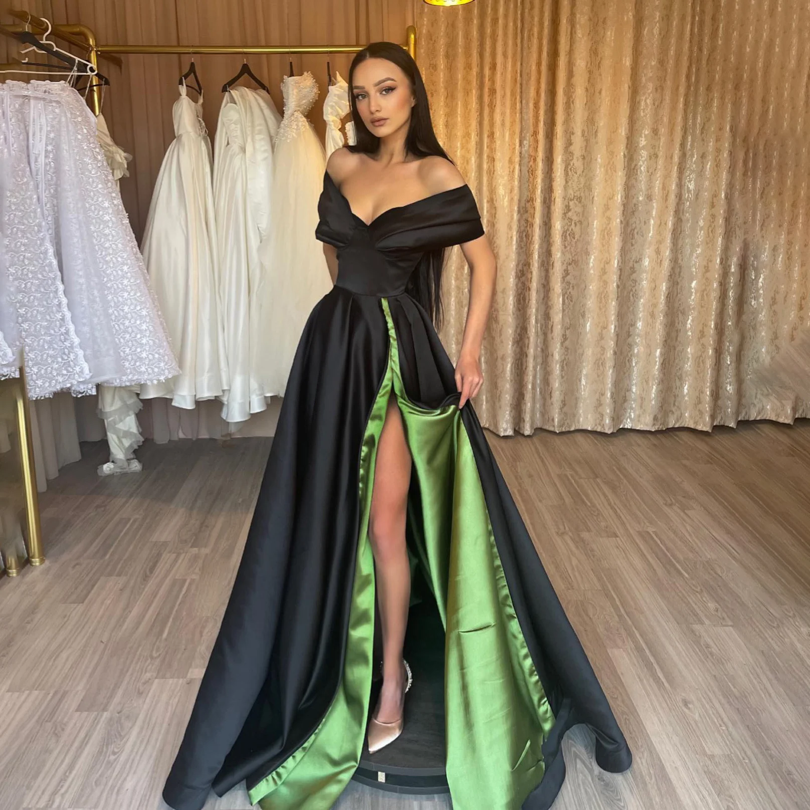 

OEING V-Neck Luxury Formal Evening Dresses Pleat Black Short Sleeves فساتين سهرة Floor Length Elegant Prom Gowns Party Women