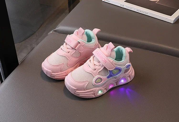 Tennisschuhe LED Kinder Modedesigner Casual Sneakers für Jungen Mädchen Mesh Atmungsaktive Sportschuhe Baby Beleuchtete Schuhe – Detail 19