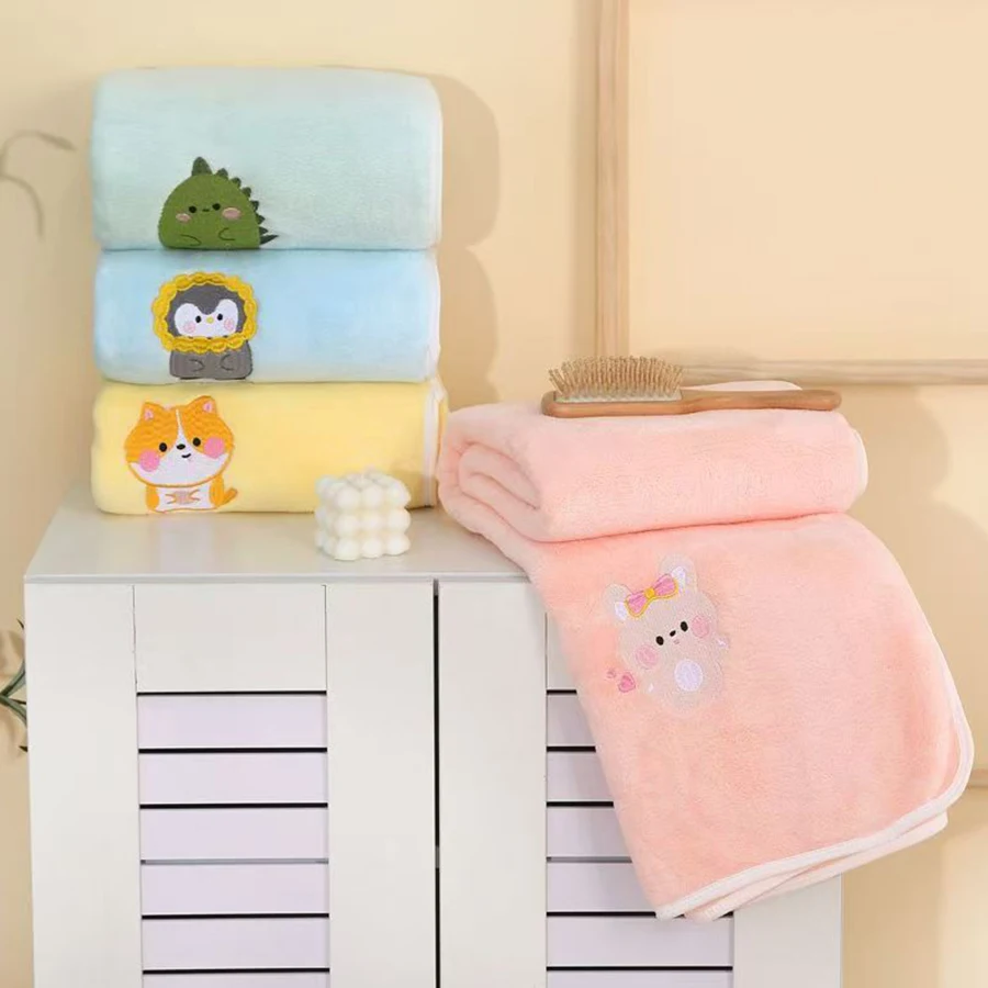 Asciugamano da bagno per neonati, asciugamano ultra morbido e altamente assorbente, asciugamano da doccia ad asciugatura rapida, coperta per il pisolino del bambino, tessuto in pile corallo, design ispessito, non lascia pelucchi, regalo per le vacanze del bambino - immagine 4