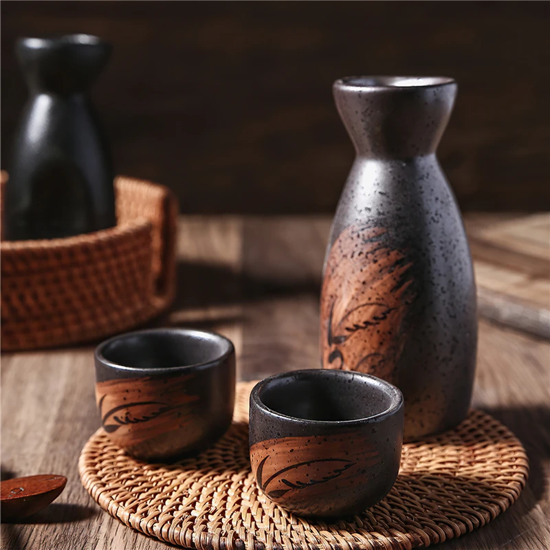 Ceramic Wine Pot Japanese Bottle Jug Black Clay Retro Cup Round Bar Decoration Drinkware Home Kitchen Supplies Sake Waterware