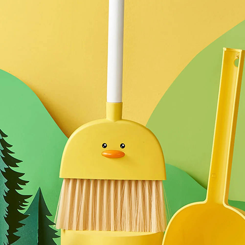 

Cartoon Small Broom Pretend Play Cleaning Tool Kids Plastic Broom Children Broom Cleaning for Housekeeping Play Birthday Gifts