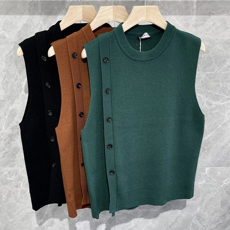 Men's Luxury Knitted Pullover Sweater Vest Casual Streetwear Button Solid Color O Neck Sleeveless Loose Stylish Vintage Knitwear men sweater vests mens knitted vest