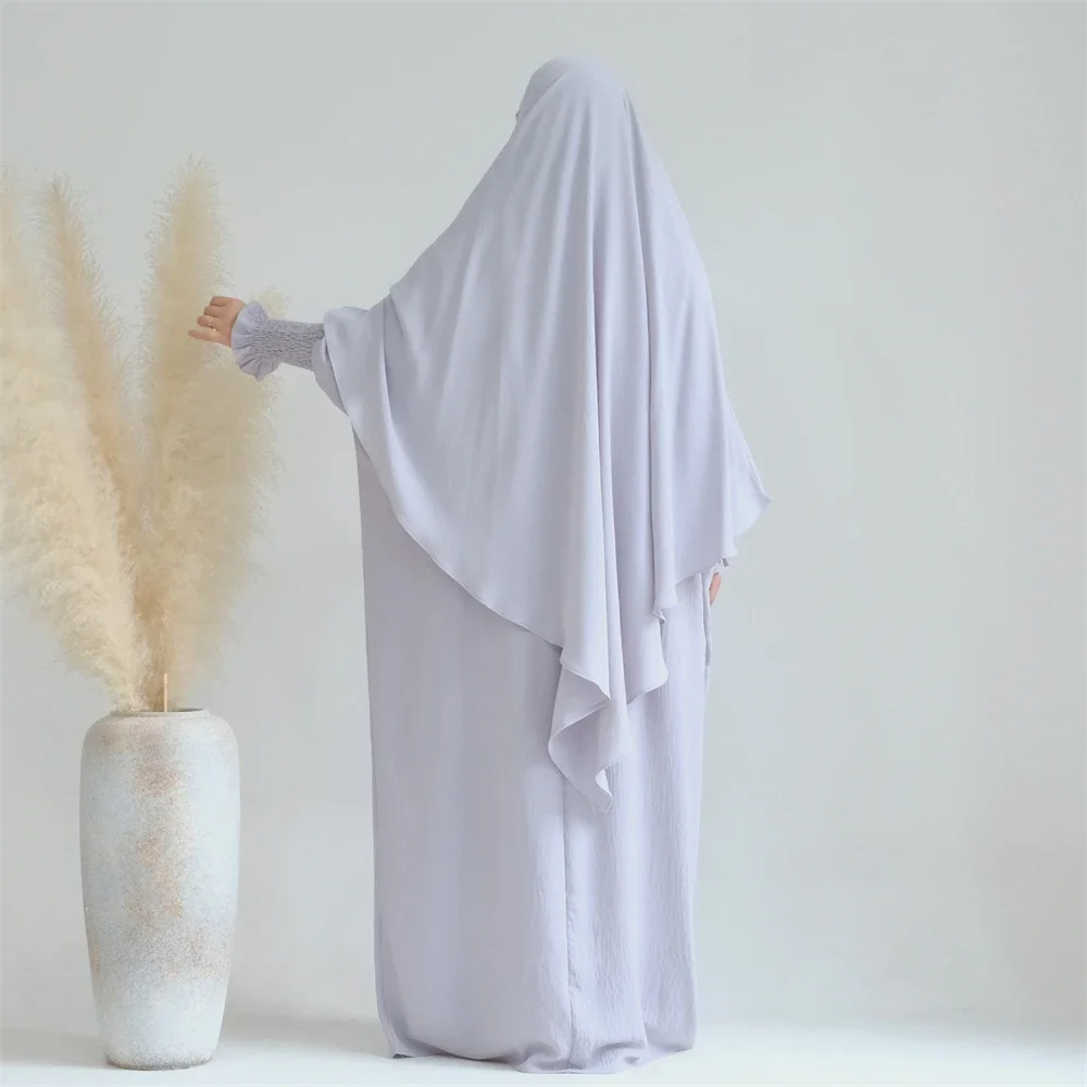 01 light gray