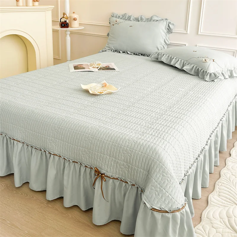 غطاء سرير بلون موحد بتصميم بسيط جديد لعام 2025، غط...