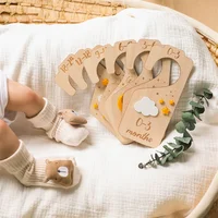Baby Wooden Dividers Closet Size Wardrobe Separator Star Moon Milestone Cards Months Organizers Kids Photography Accessories 1