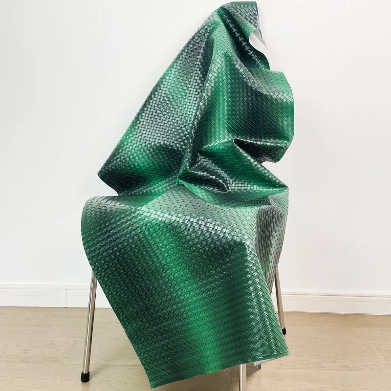

Темно-зеленая плетеная текстура искусственная кожа модная дизайнерская ткань 0,5 ярдов