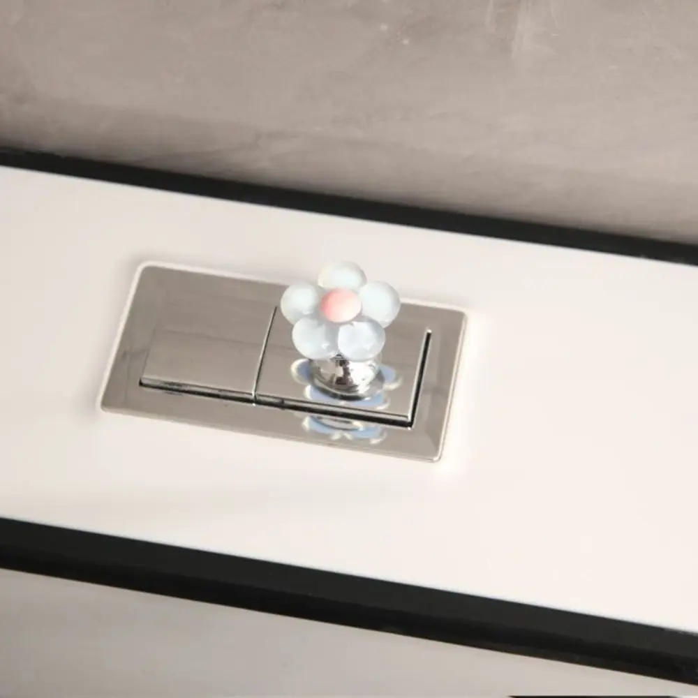 Flower Shaped Toilet Tank Button Resin Flush Toilet Tank Button Labor-saving Drawer Handle Aid Lid Lifter Creative