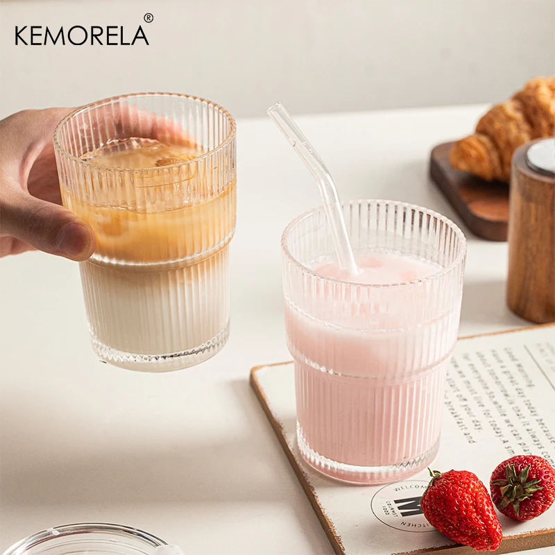 Stripe Glass Cup with Lid and Straw - Lid and Straw Detail
