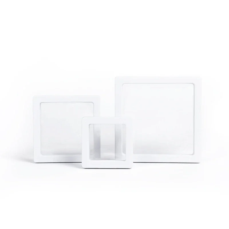 Example of jewelry suitable for the display box