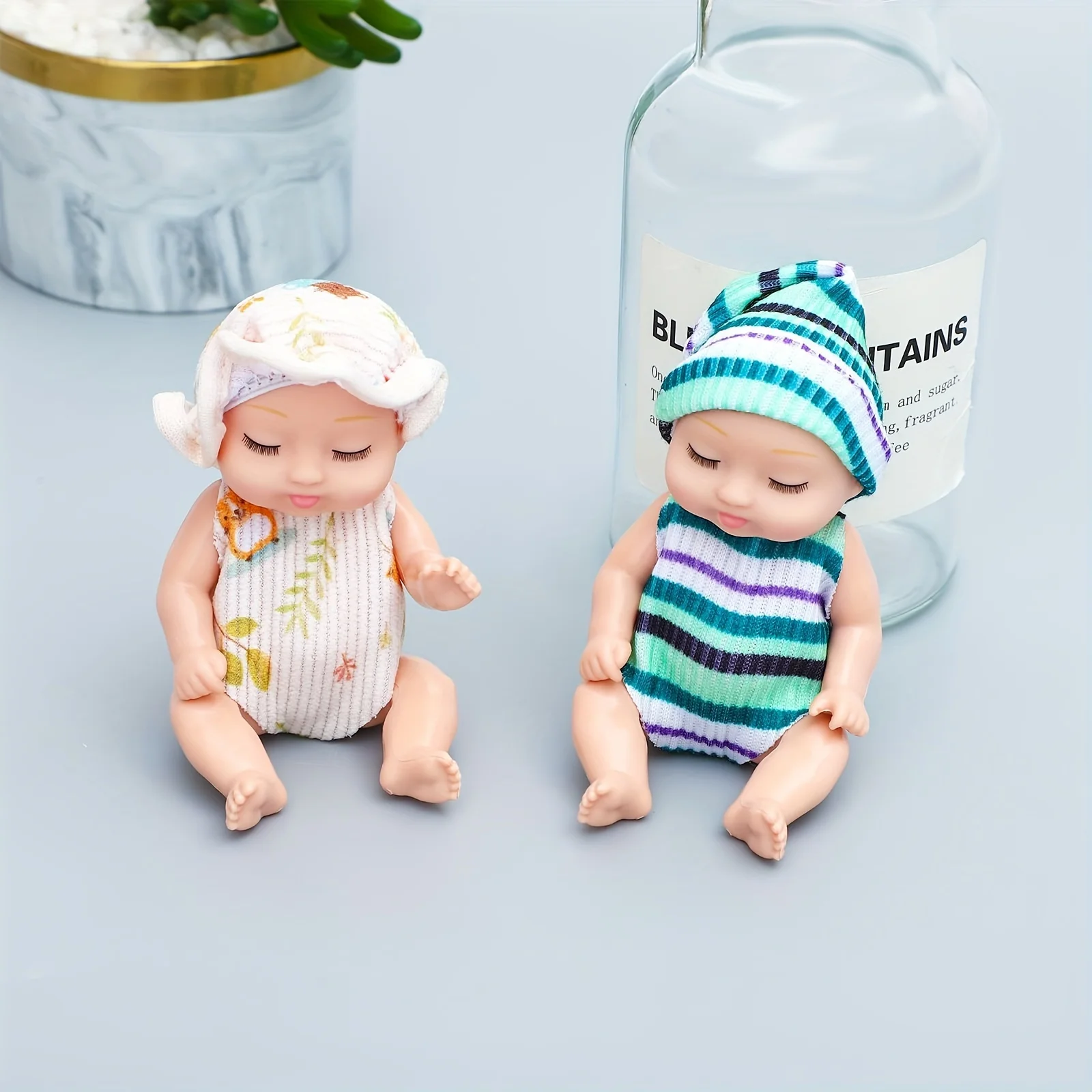 Kit giocattolo per bambole rinate da 6 pezzi, giocattolo per bambole principessa di simulazione, mini bambino che dorme carino con accessori per vestiti, regalo di compleanno per bambini - immagine 2