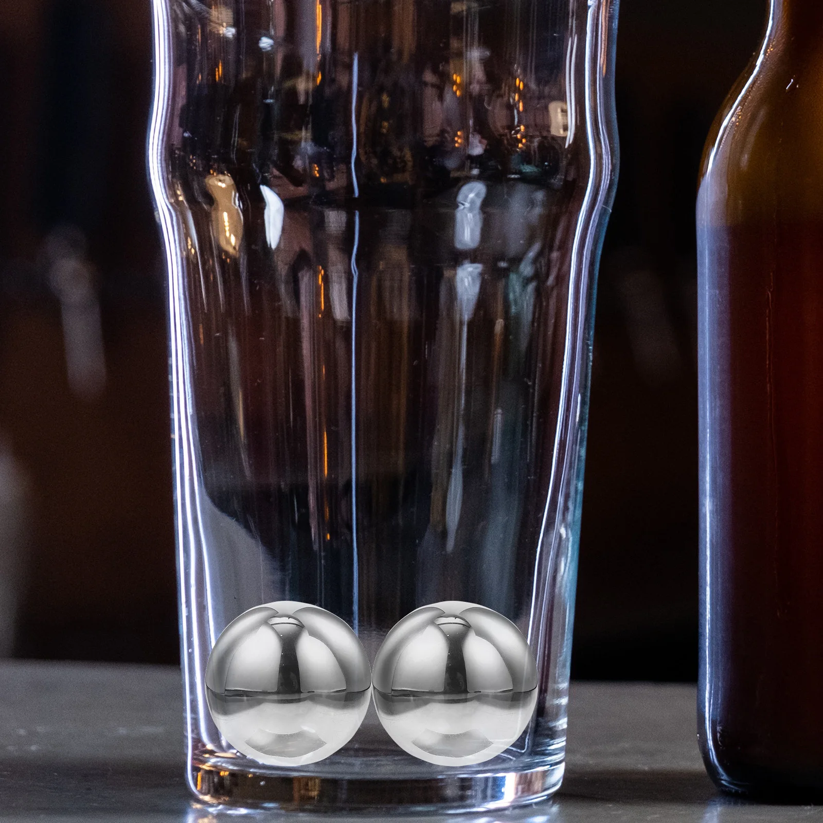 2pcs Ice Cubes Set Reusable Chilling Stones Stainless Steel For Whiskey Beer Drink Metal Rapid Freezing Ice Cube Party Bar Tool