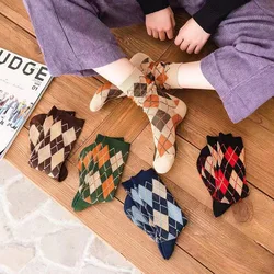 2022 New Cotton Warm Tube Ruffle Socks Women Man Retro Rhombus Thermal Autumn Winter Loose Breathable Ankle Socks