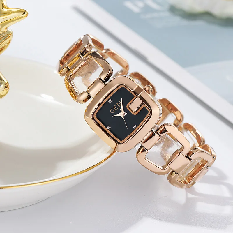 Womens Wristwatch With Elegant Metal Bracelet For Everyday Wear And Feminine Timeless Chic Style main image 0