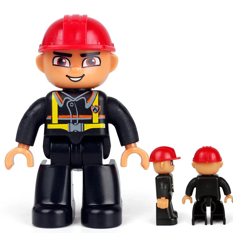Deluxe City Action Figures Family Playset - Building Block Toys