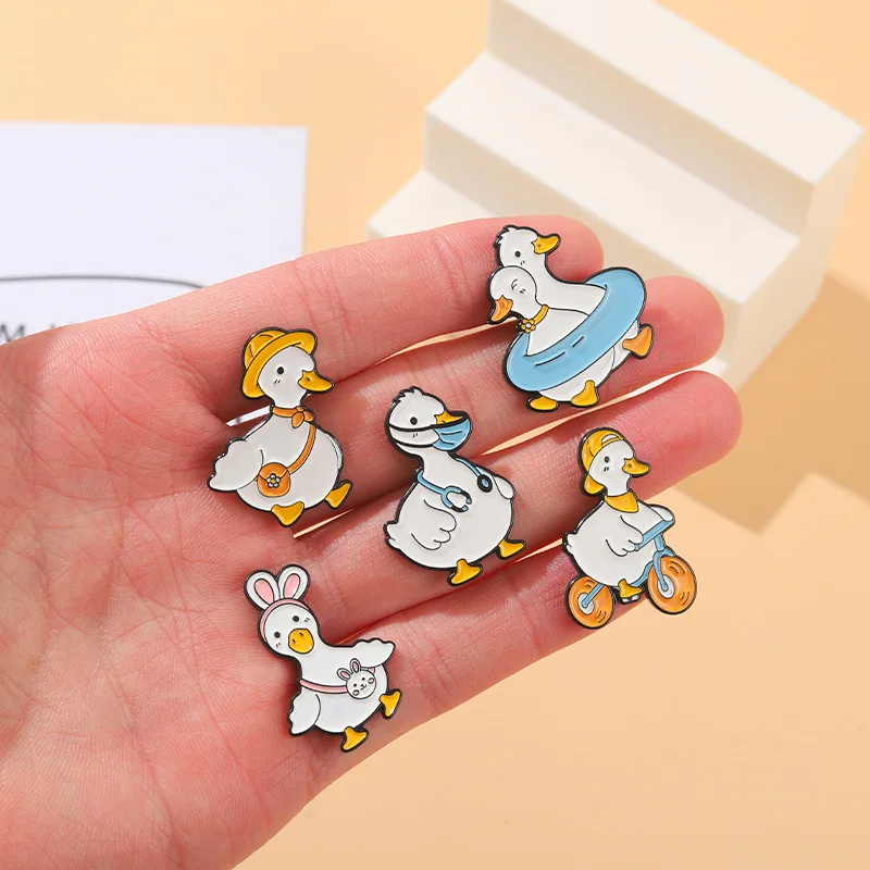 Duck Enamel Pin Cartoon Cute Animals Pin Enamel Badge Accessories