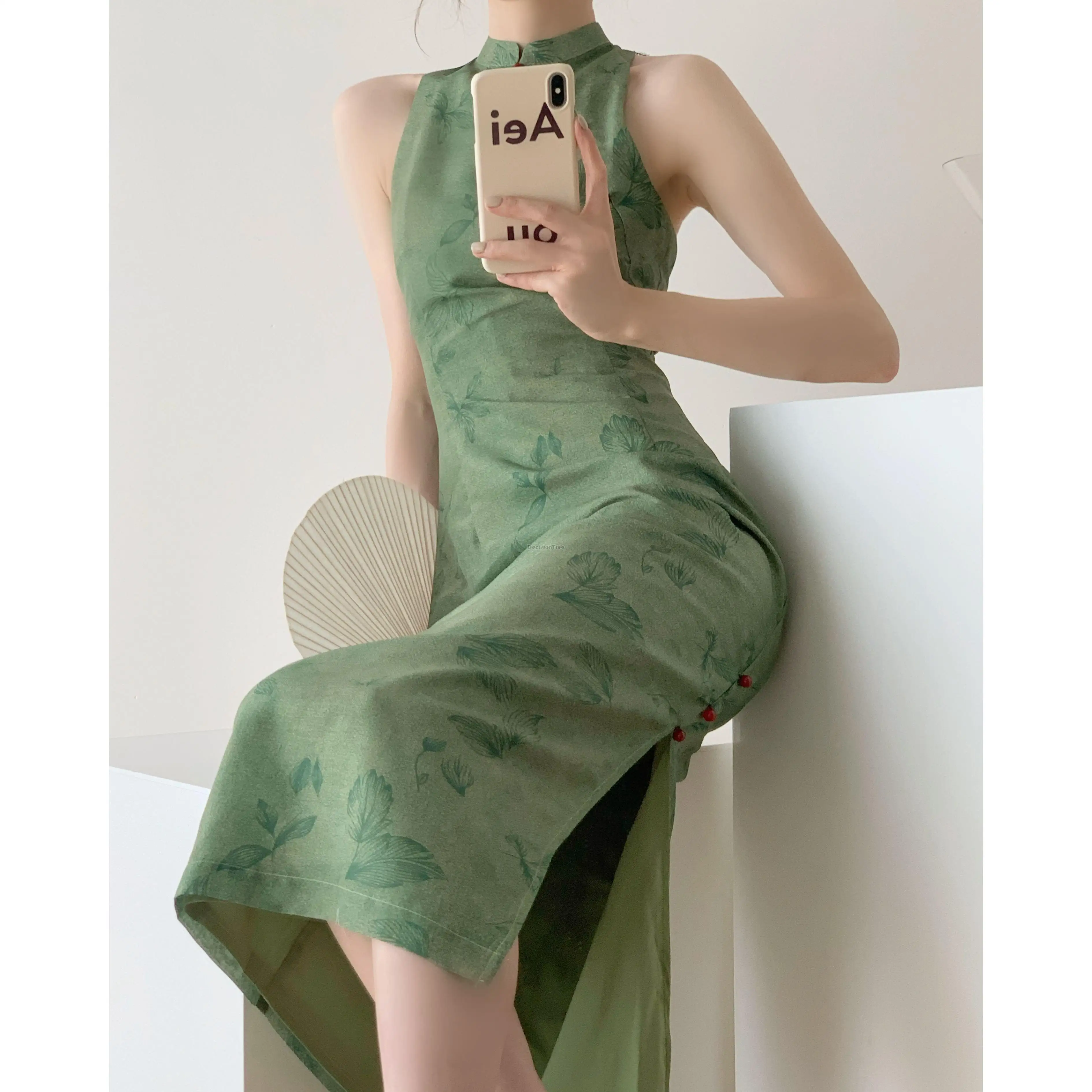 

2023 chinese slimming slit retro sleeveless improved cheongsam dress national style long sexy elegant women qipao dress s142