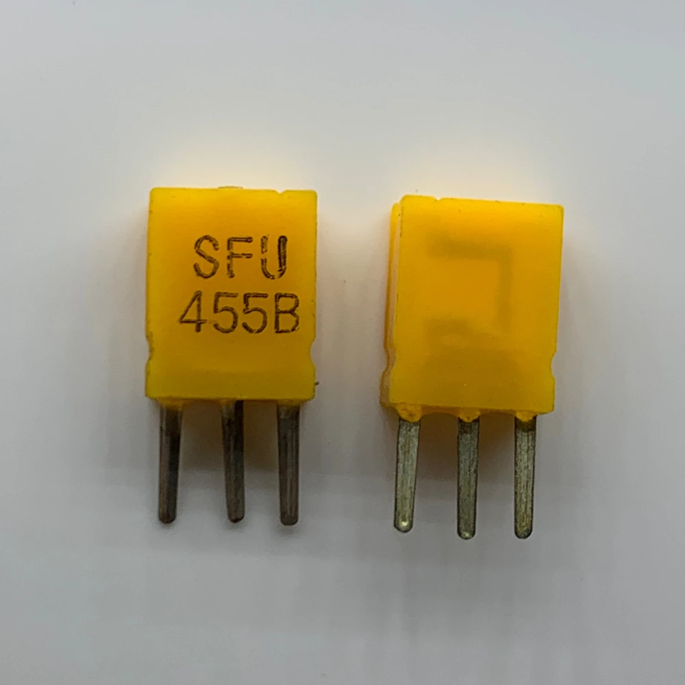 50PCS/ SFU455B new ceramic crystal oscillator 455KHZ three-legged radio special filter remote control 455B