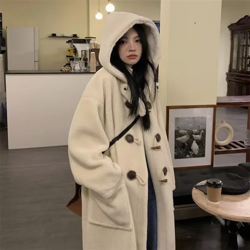 

Women's Horn Button Lamb Wool Coat Autumn Winter College Style Long Coat