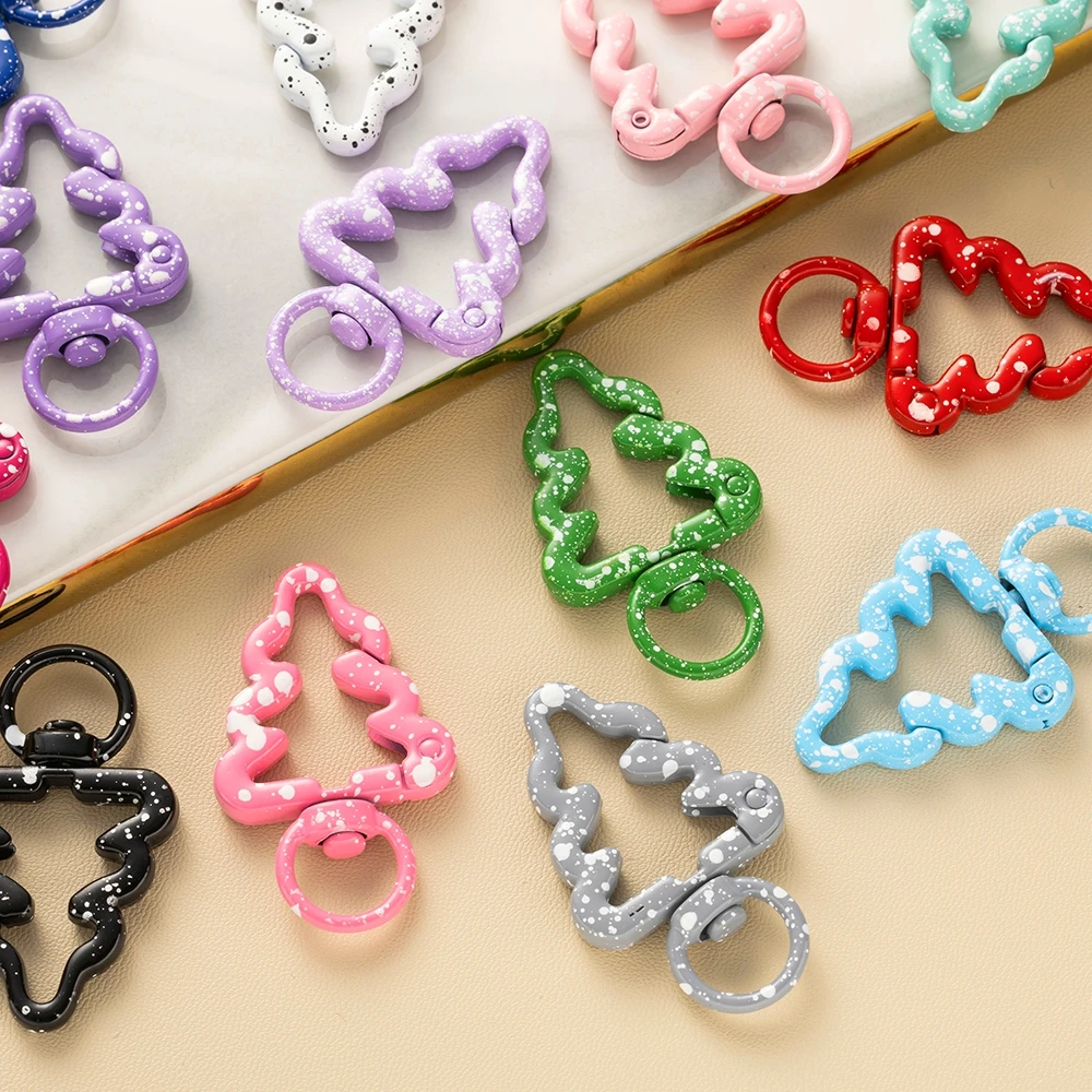 5 stücke Metall Mehrfarbige Weihnachten Baum Ring Frühling Verschluss Karabiner Schlüsselbund Clips Haken Für DIY Schmuck Machen Liefert Zubehör – Detail 2