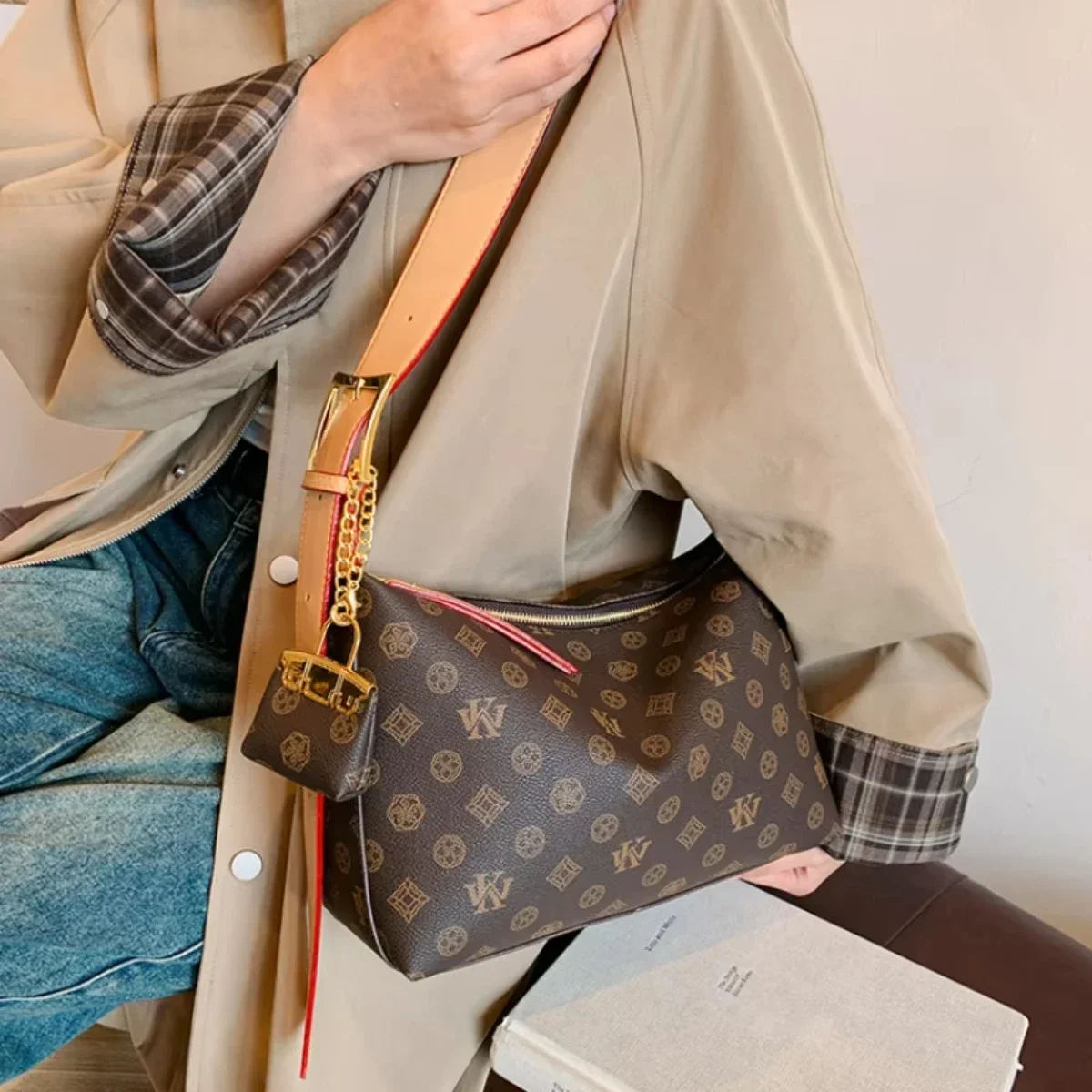 Luxury Women Handbags High Quality Crossbody Bag Large Capacity New Fashion Tote Bags Commuter Casual All-in-one Shoulder Bag