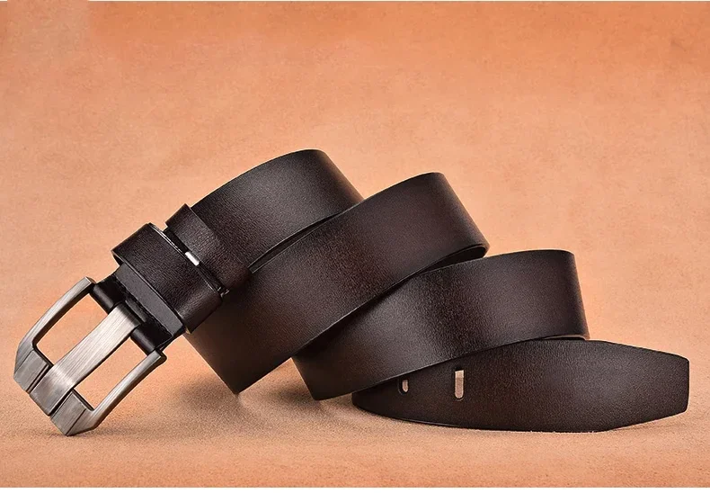 Herren-Ledergürtel, schwarze Schnalle, neuer Stil, modisch, trendig, leichter Luxus, lässig, vielseitig, geeignet für Jeans, Dornschließe – Detail 4