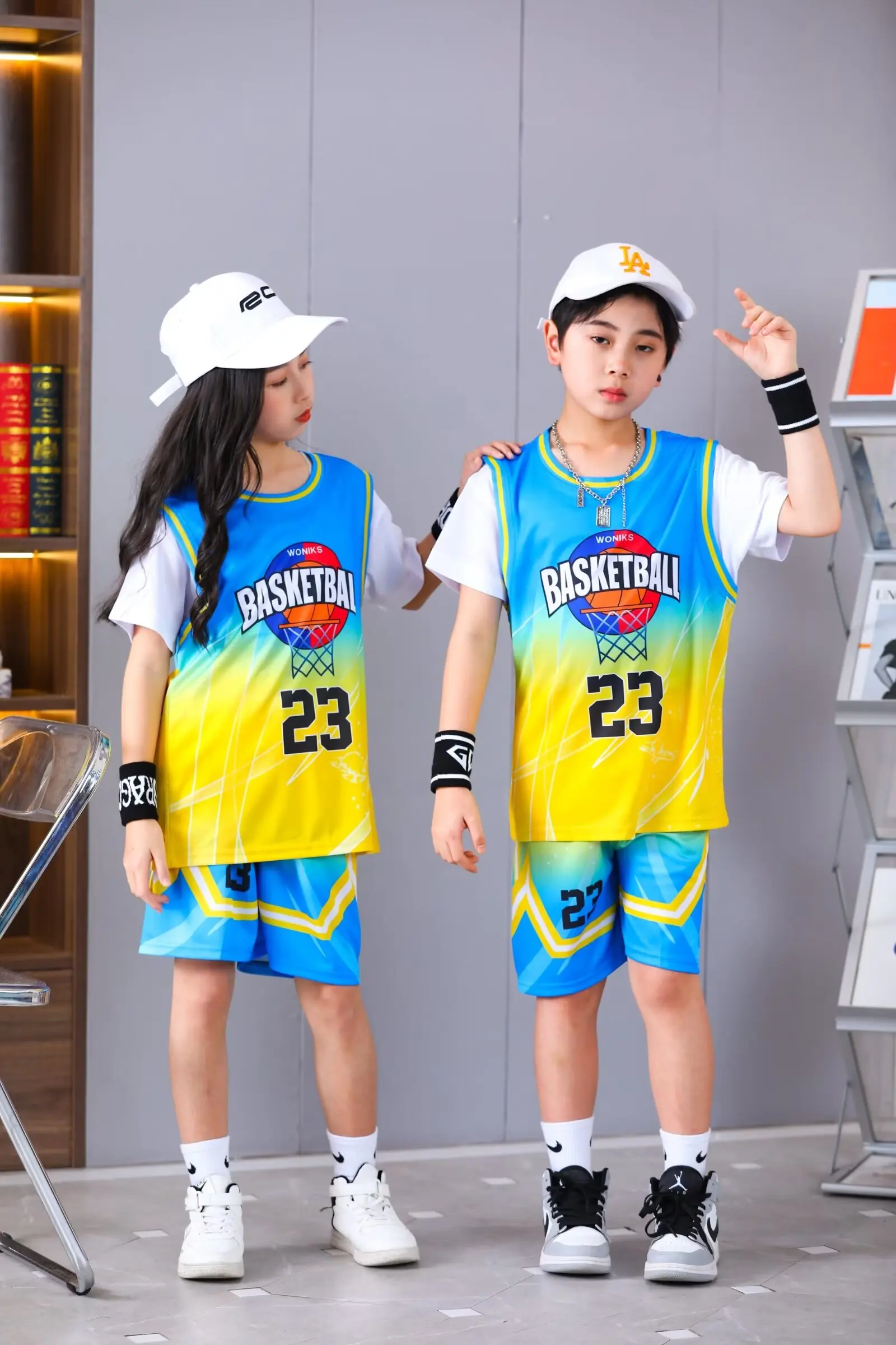 American Children's clothing suit quick-drying sweat-absorbent boys girls NO.23 Basketball Jerseys Fake two-piece uniform kit pr