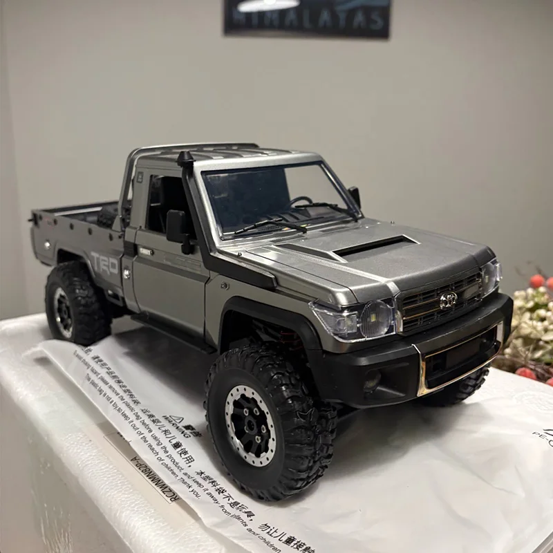 Voiture RC 1/12 4WD MN82 Camionnette Tout-Terrain 2.4GHz 8km/h
