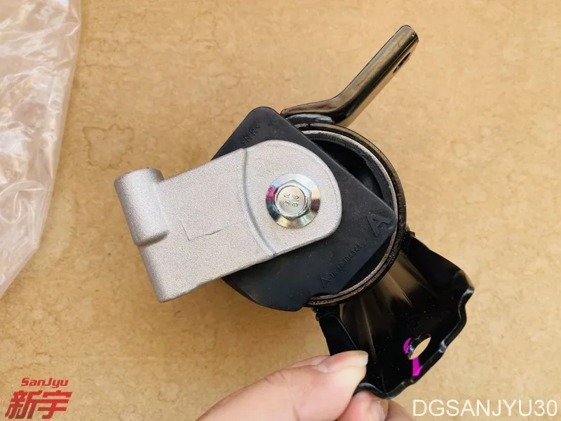 OUTLANDER2 LANCER CY0A ASX 4B1ENGINE BRACKET,ENG FR MOUNTING engine mount glue RH 1091A270 (MN184372)
