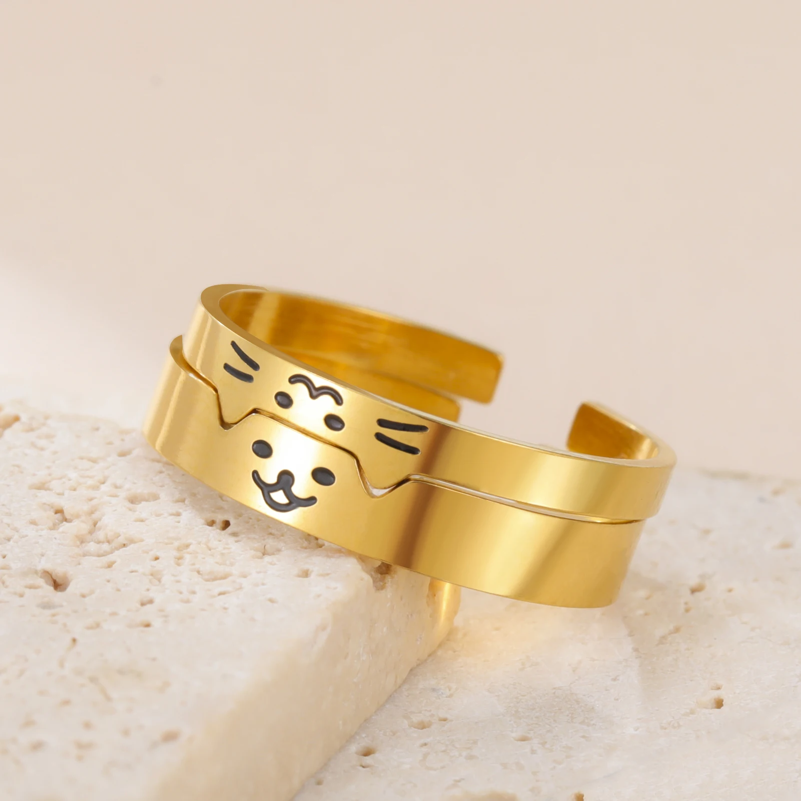 Cat and Dog Ring 