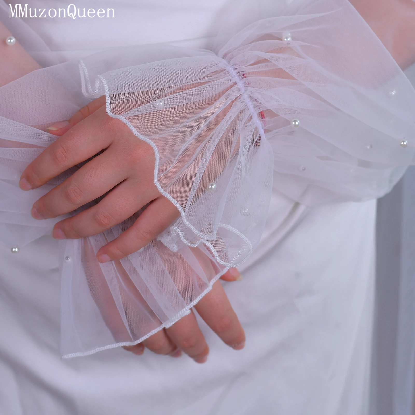 탑퀸 VM30 팔꿈치부터 어깨까지 닿는 비즈 장식 소프트 메쉬 퍼프 슬리브로 살을 가려주는 여성용 팔가리개 없는 장갑