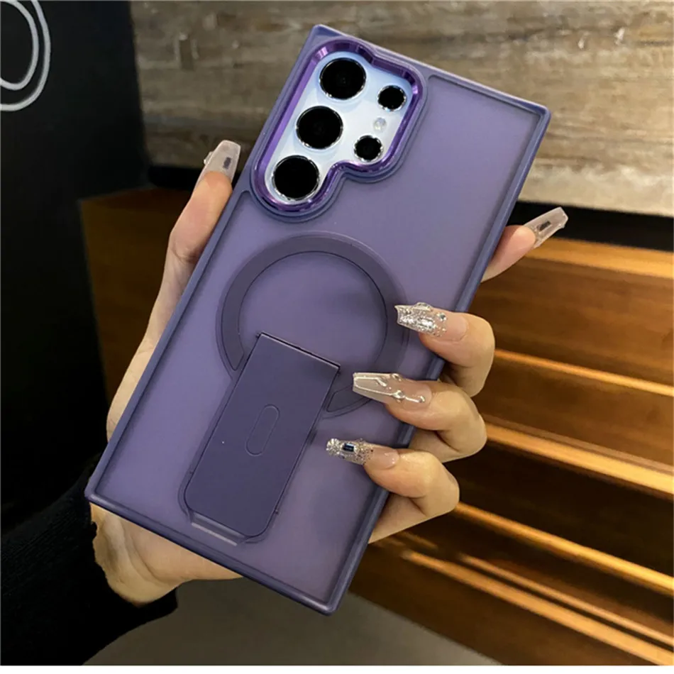 Luxury Folding Stand Magnetic Phone Case with Matte Translucent Back Cover