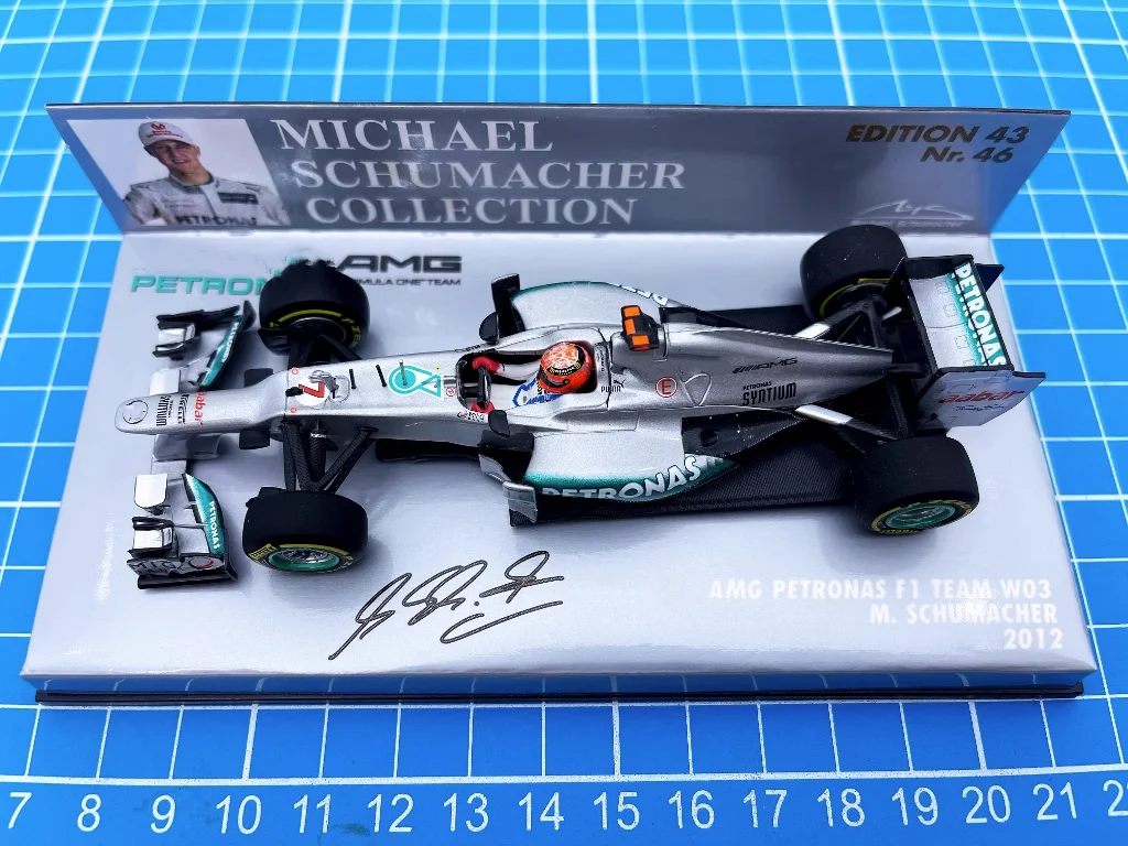 

Minichamps 1:43 F1 W03 2012 Michael Schumacher Simulation Limited Edition Resin Metal Static Car Model Toy Gift