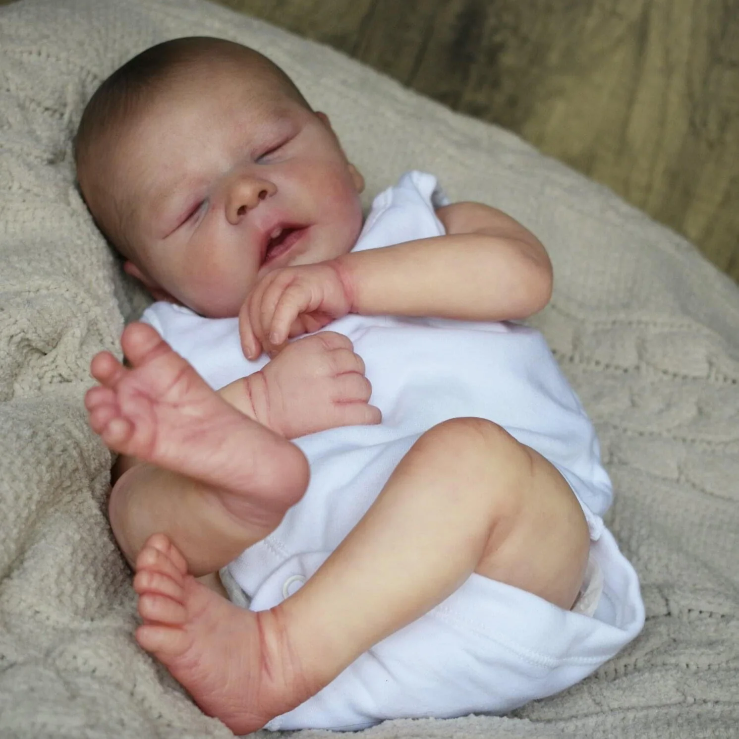 

16inch Already Painted Finished Reborn Baby Doll Newborn Baby Size 3D Skin Visible Veins Collectible Art Doll Toys
