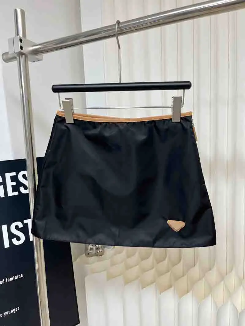

Girls style women's half skirt sweet, youthful, energetic leather edging A-line wrapped hip skirt mini short skirt