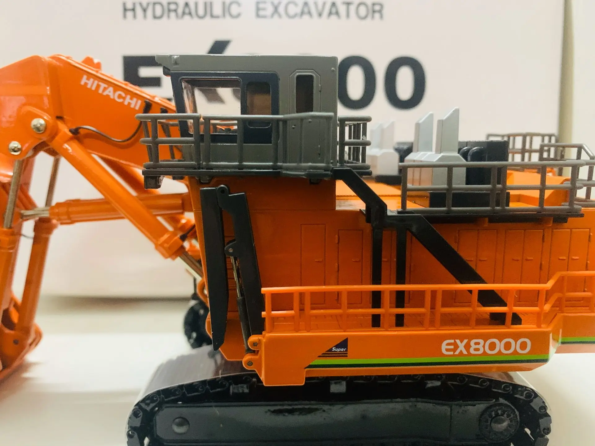 日立 1/87 HYDRAULIC EXCAVATOR EX8000 ショベルカー ダイキャスト