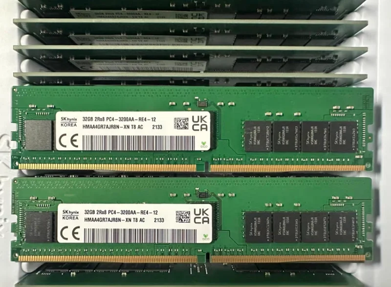 サーバーメモリ SK hynix 32GB DDR4 メモリ PC4-2400T Hynix 32GB 2RX8 PC4-2400T-SE1-11 HMA82GS6AFR8N-UH N0 DDR4-2400