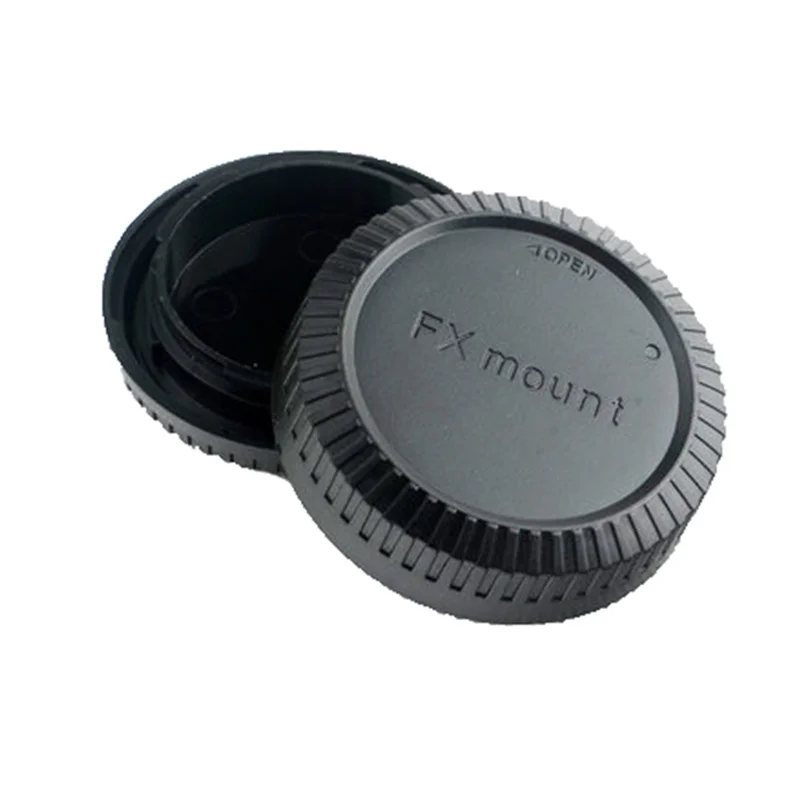 Camera Body and Rear Lens Cap Set