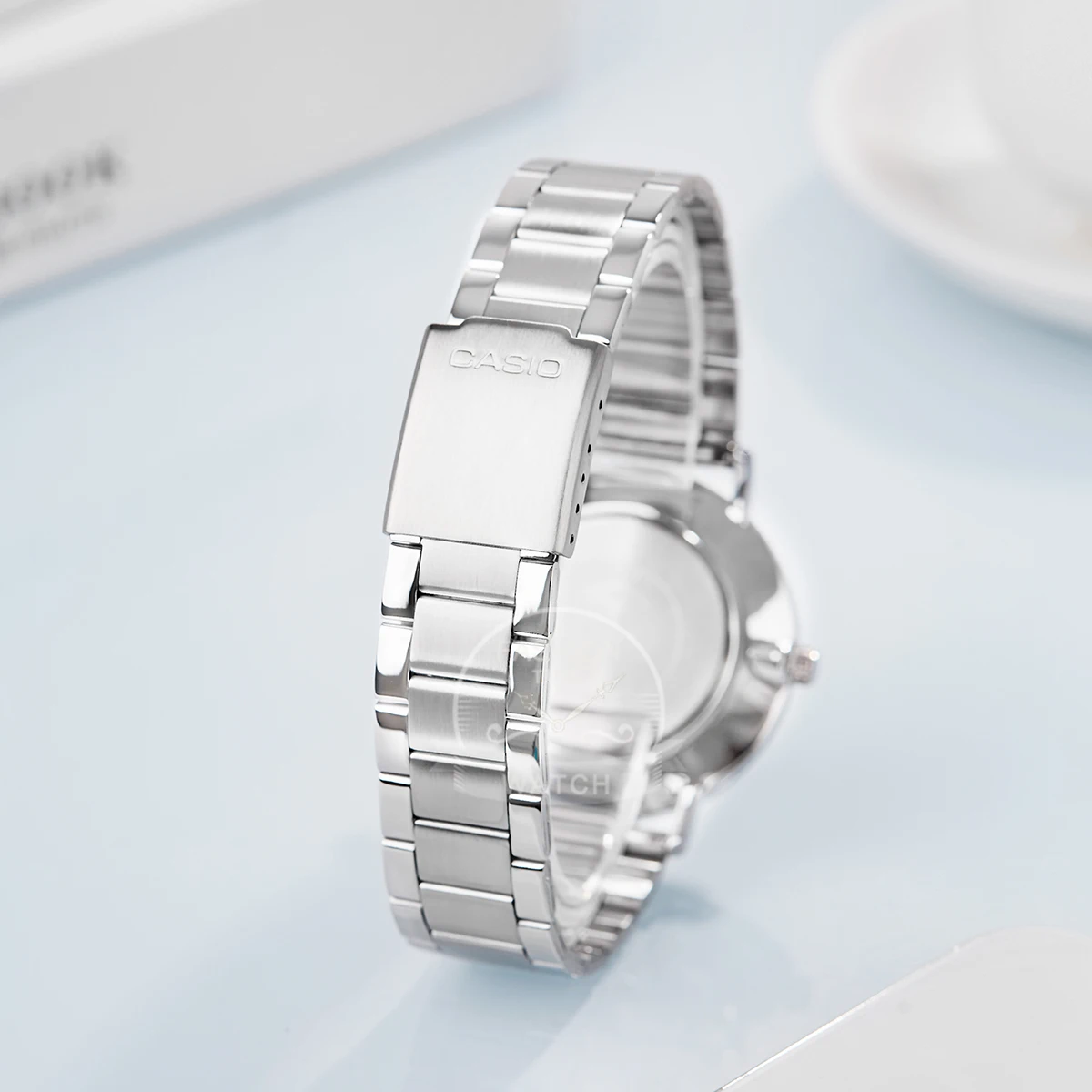 ساعة كاسيو للرجال بسيطة عصرية مقاومة للماء كوارتز...