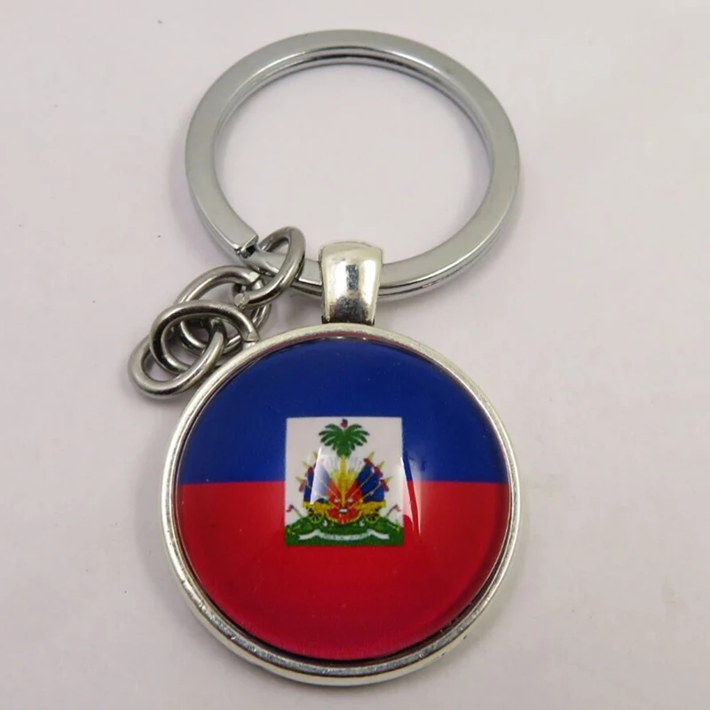 

Fashion Haiti Keychain 25x25mm Galss Beads Haiti Flag Pendants DIY Women Men Jewelry Car Key Chain Ring Gifts