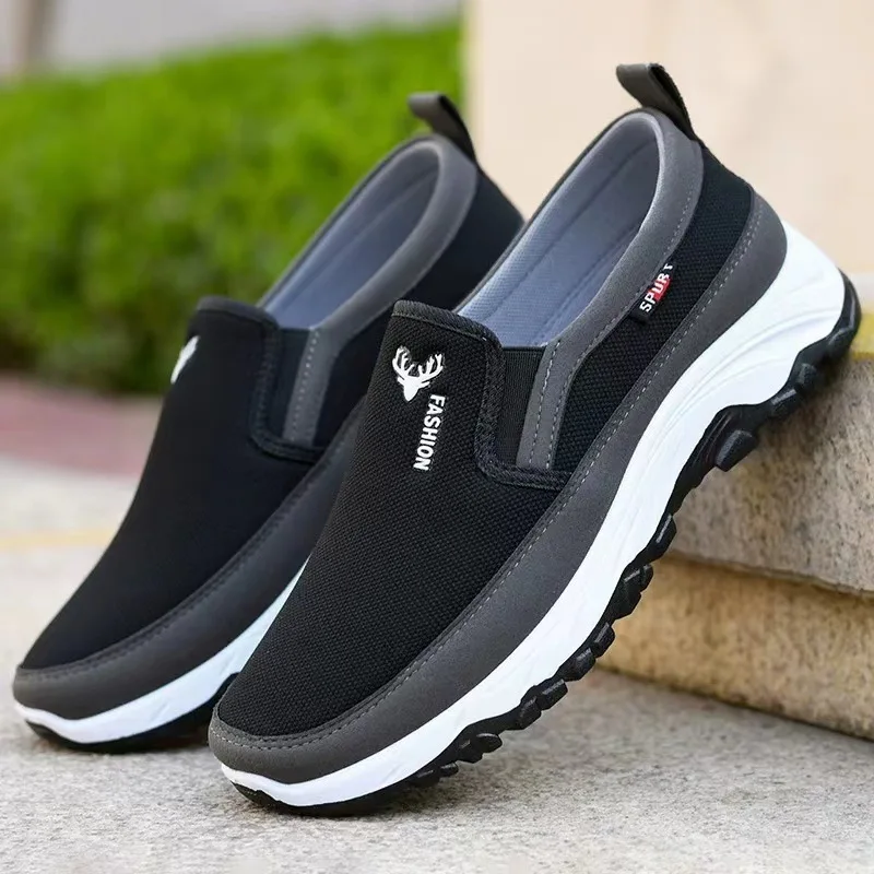 Loafers men's sports shoes mesh breathable non-slip vulcanized shoes soft bottom solid color comfortable water  driving