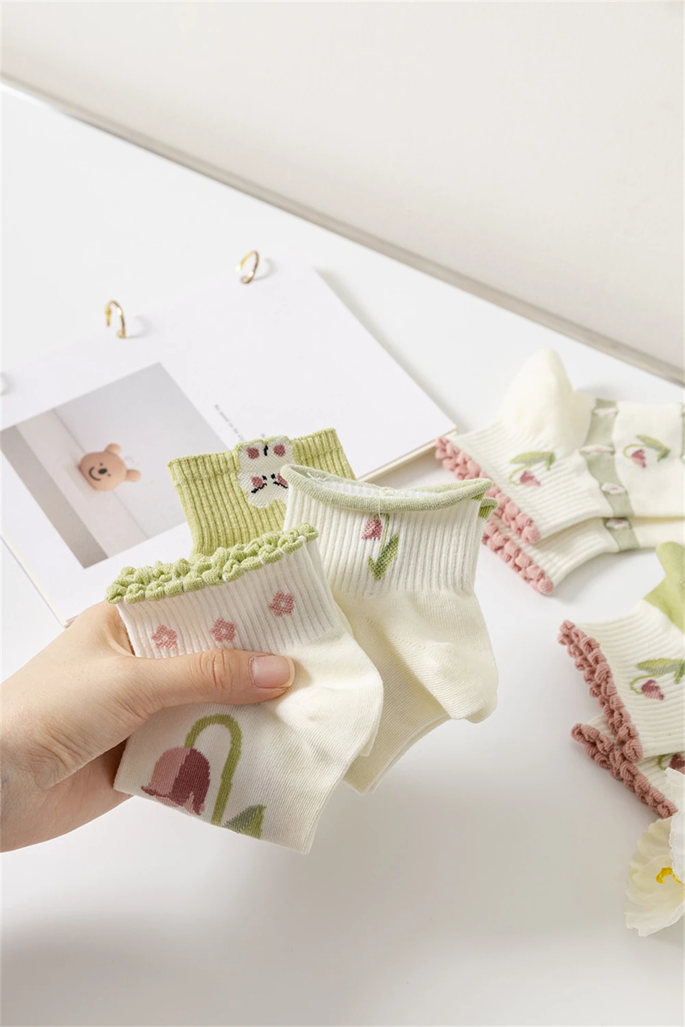 Neue Damen-Sommer-Fruchtsocken, grün, frisch, niedliches Kaninchen, Blume, gekräuselter Rand, künstlerisch, Dropship – Detail 4