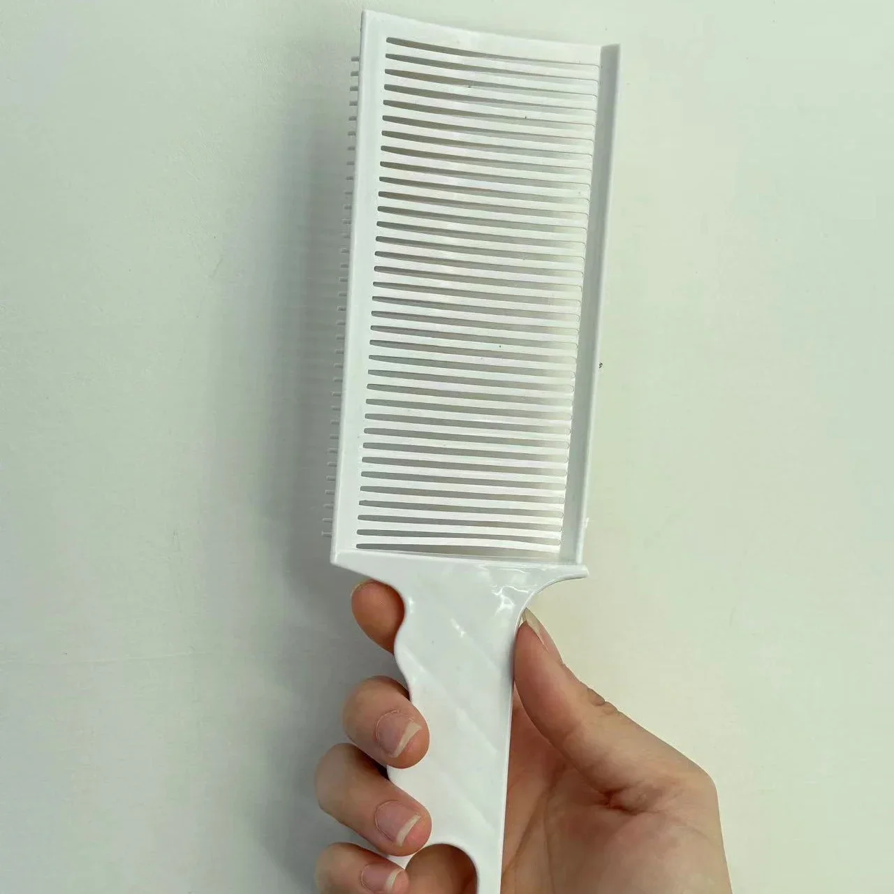 1pc Hair cutting aids Plastic Flat head push Trimming comb Men&rsquo;s trimming Design Hair Trimming Comb