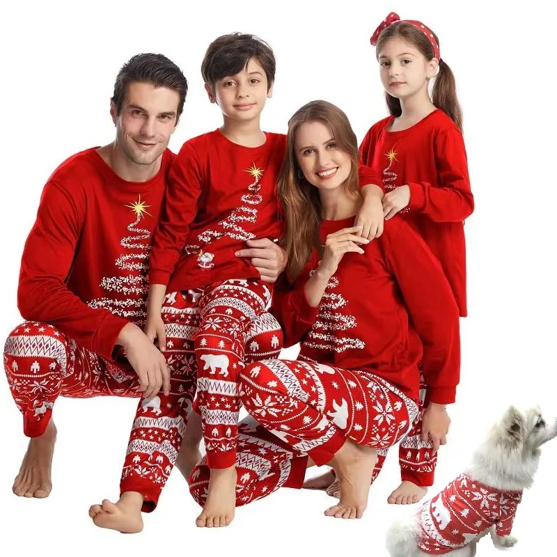 thumbnail image 2 of Conjuntos de pijamas familiares a juego para Navidad de 2024, conjuntos de pijamas para padre, madre e hijos con oso polar, ropa de pijama navideña para papá, mamá y yo, 2 of 5