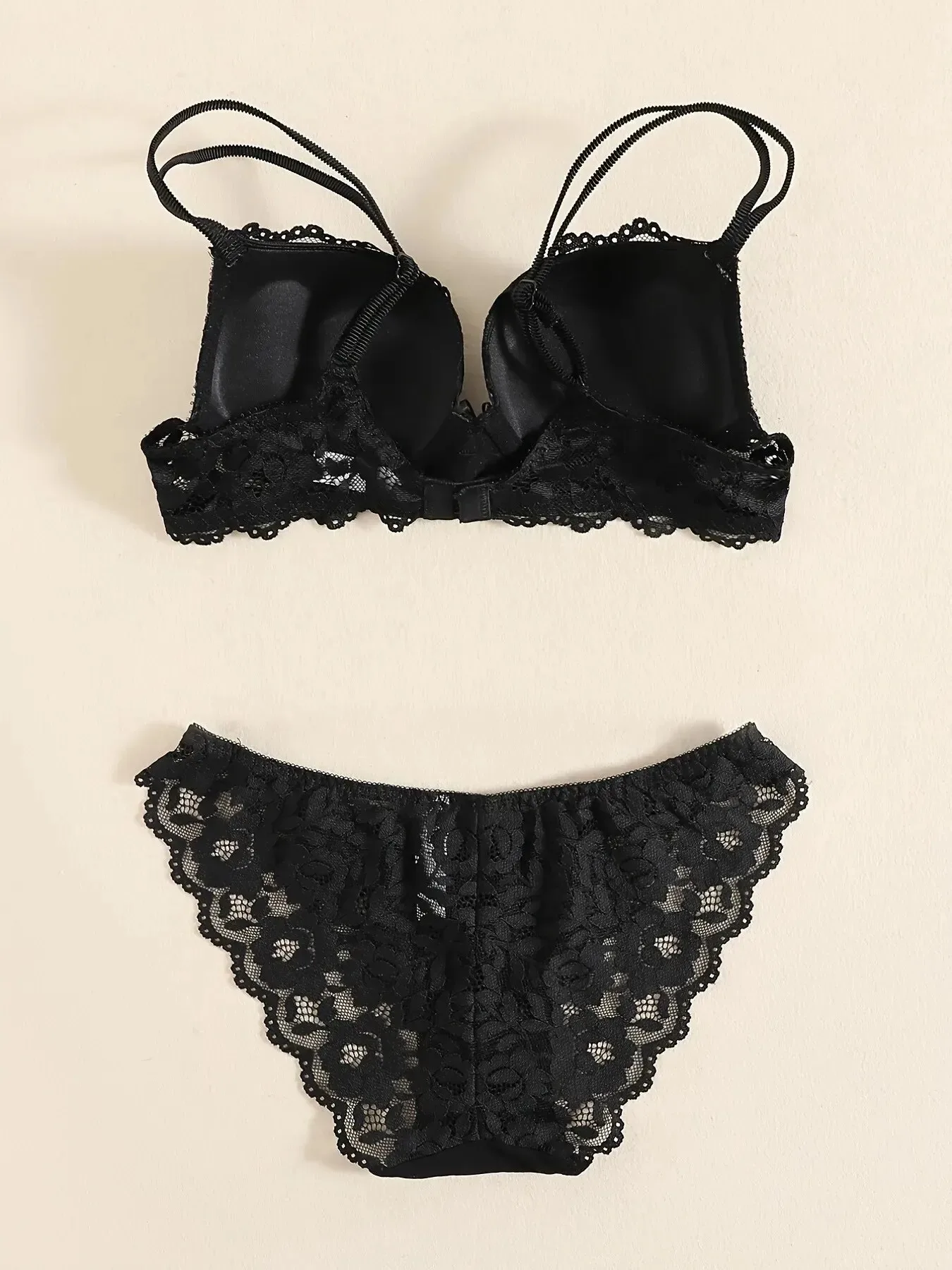 1 ensemble de lingerie élégante en dentelle brodée et tissu respirant: soutien-gorge push-up, culotte transparente taille basse – Saint-Valentin ultime