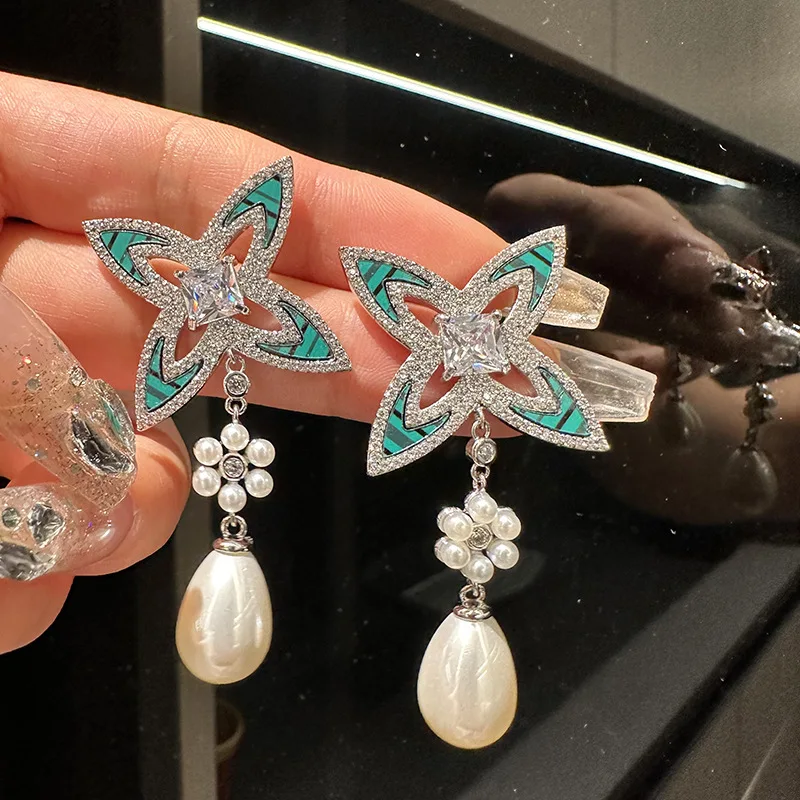 Bilincolor  Hollow Flower Shaped  Pearl Earrings