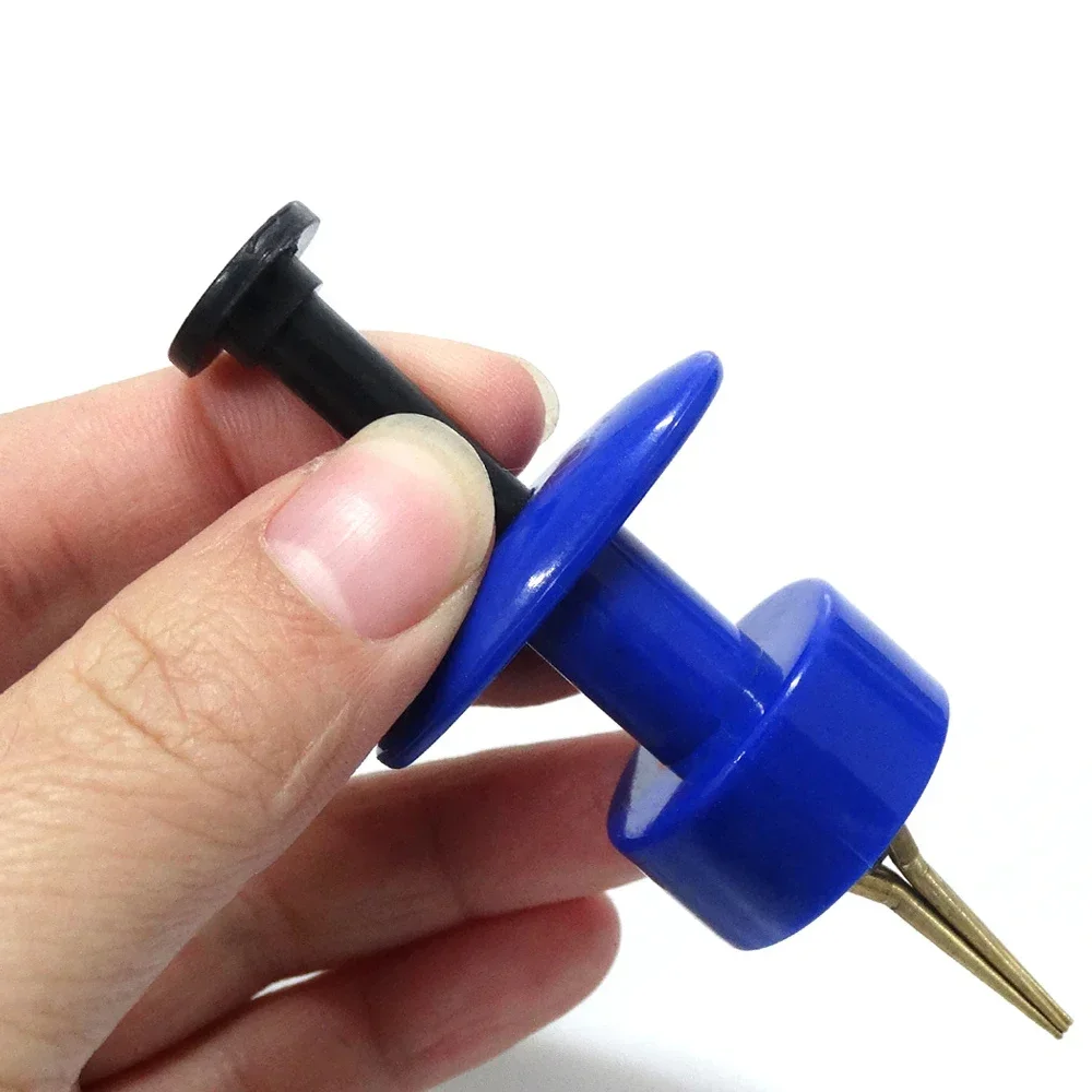 Fishing Accessories Portable Fishing Baits Lightweight Clip Fishing Lures Professional Earthworm Bloodworm Clip 1PCS