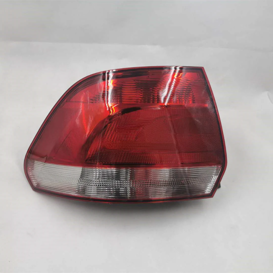 Per Volkswagen Polo Vento Sedan 09-15 Fendinebbia Di Avvertimento Posteriore Paraurti Posteriore