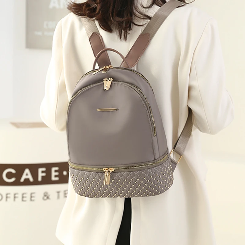 

2022 New Retro Women Backpack Oxford Cloth Backpack Popular Rivet Anti Theft Multi Pocket Shoulder Bag Large Capacity School Bag
